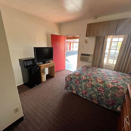 Quail Inn Motel 土桑 外观 照片