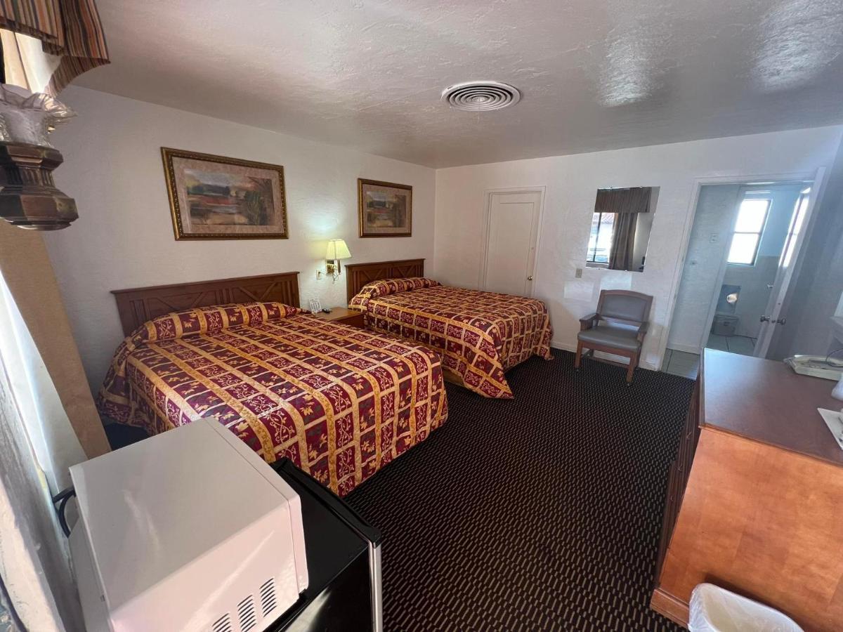 Quail Inn Motel 土桑 外观 照片